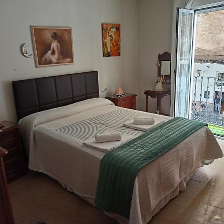 Apartamento La Casa Del Rio Setenil De Las Bodegas Exterior foto